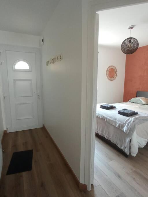 A 50 M De La Plage, Appartement De 35 M2 : Les Pieds Sales Bréhal المظهر الخارجي الصورة