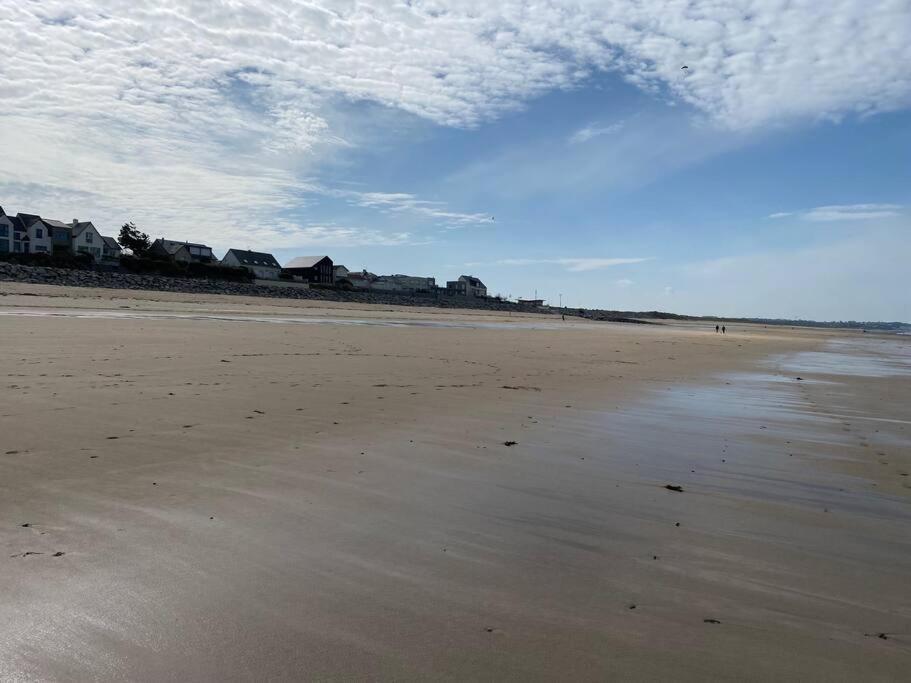 A 50 M De La Plage, Appartement De 35 M2 : Les Pieds Sales Bréhal المظهر الخارجي الصورة